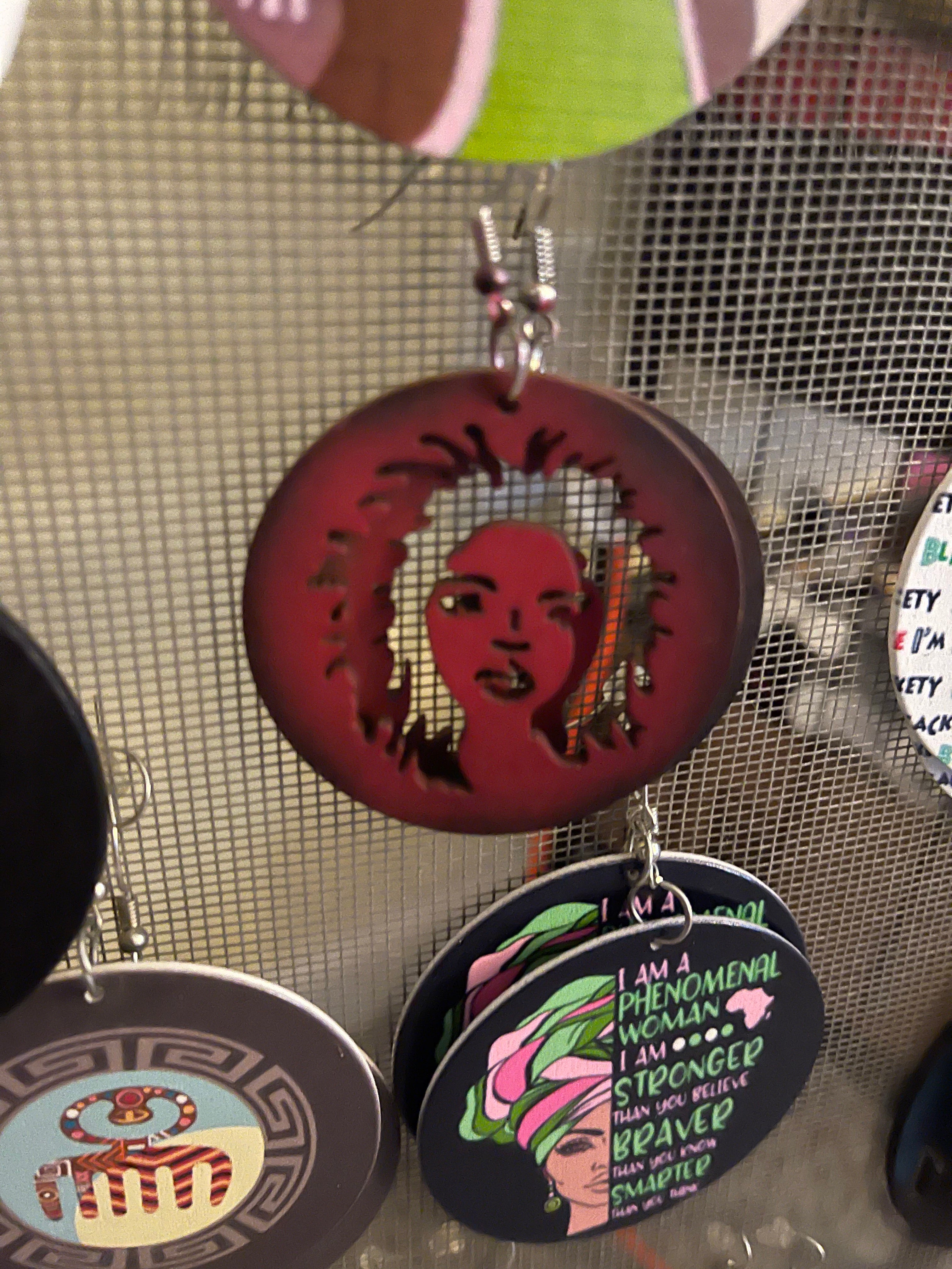 Natural Woman outline (Wood)