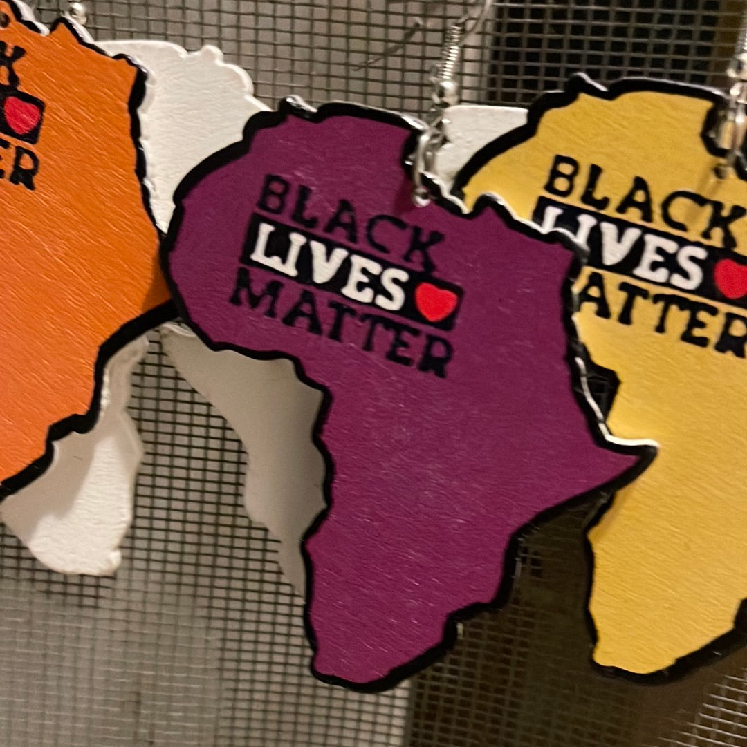 Black Lives Matter earrings (Wood)