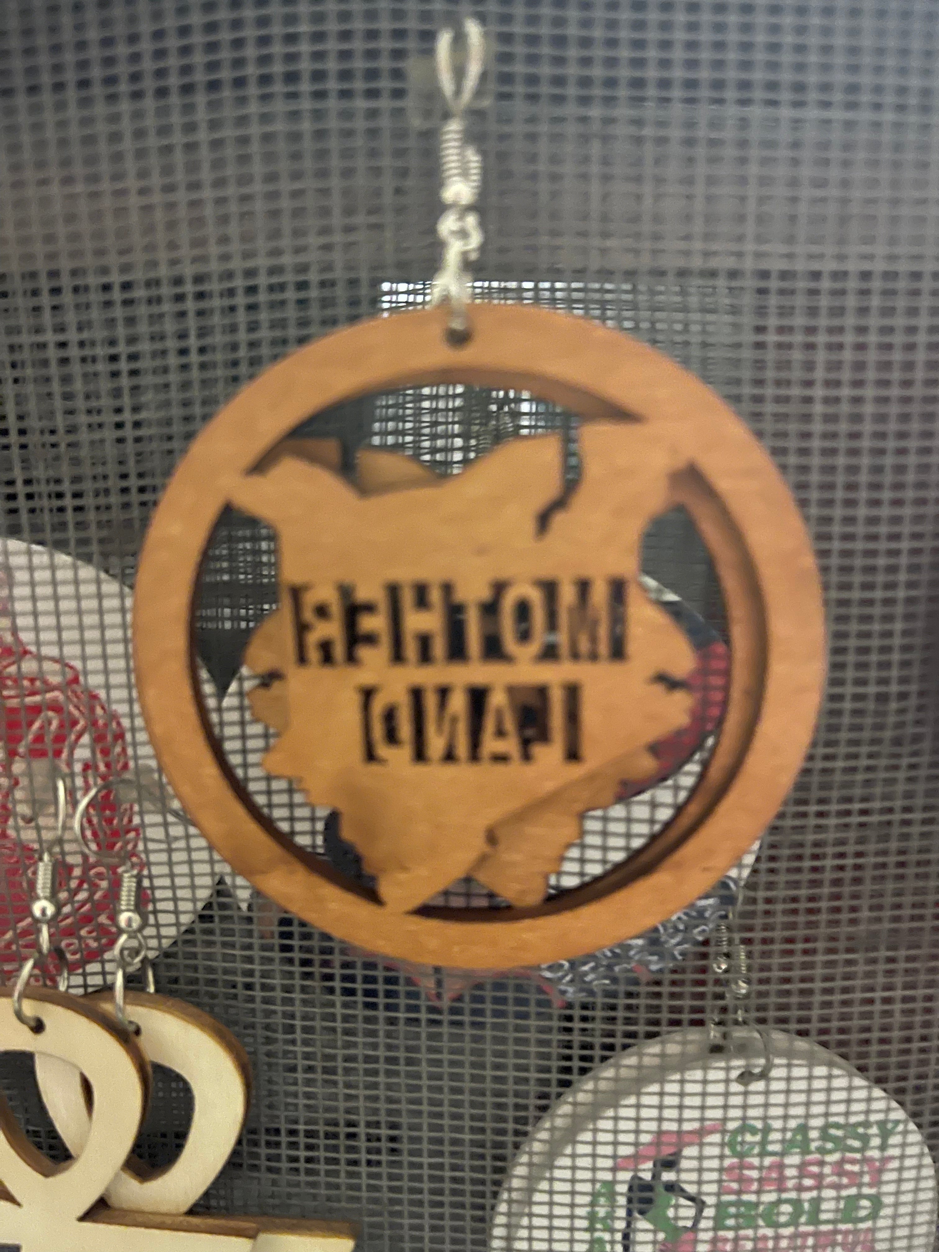 Motherland earrings (Wood)