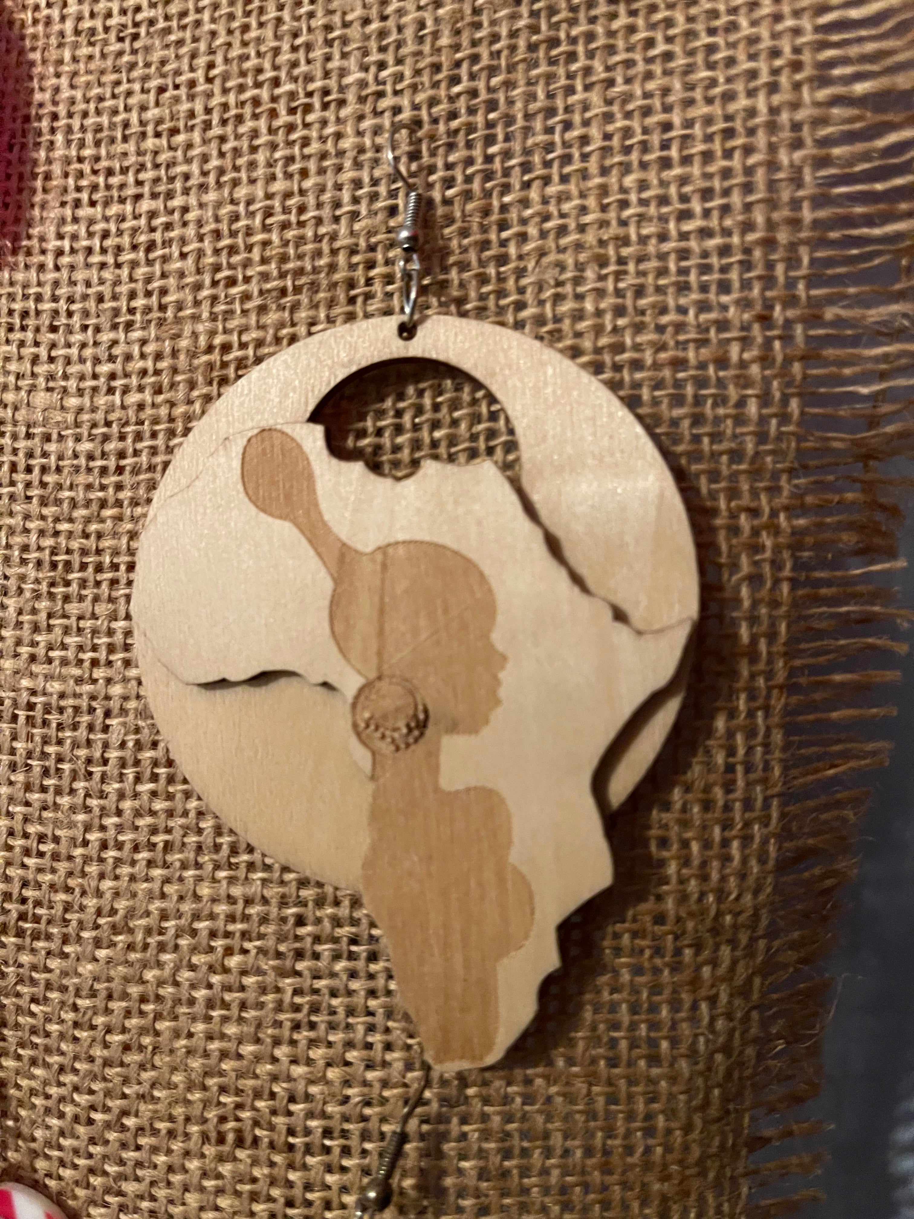 Nubian Queen earrings (Wood)
