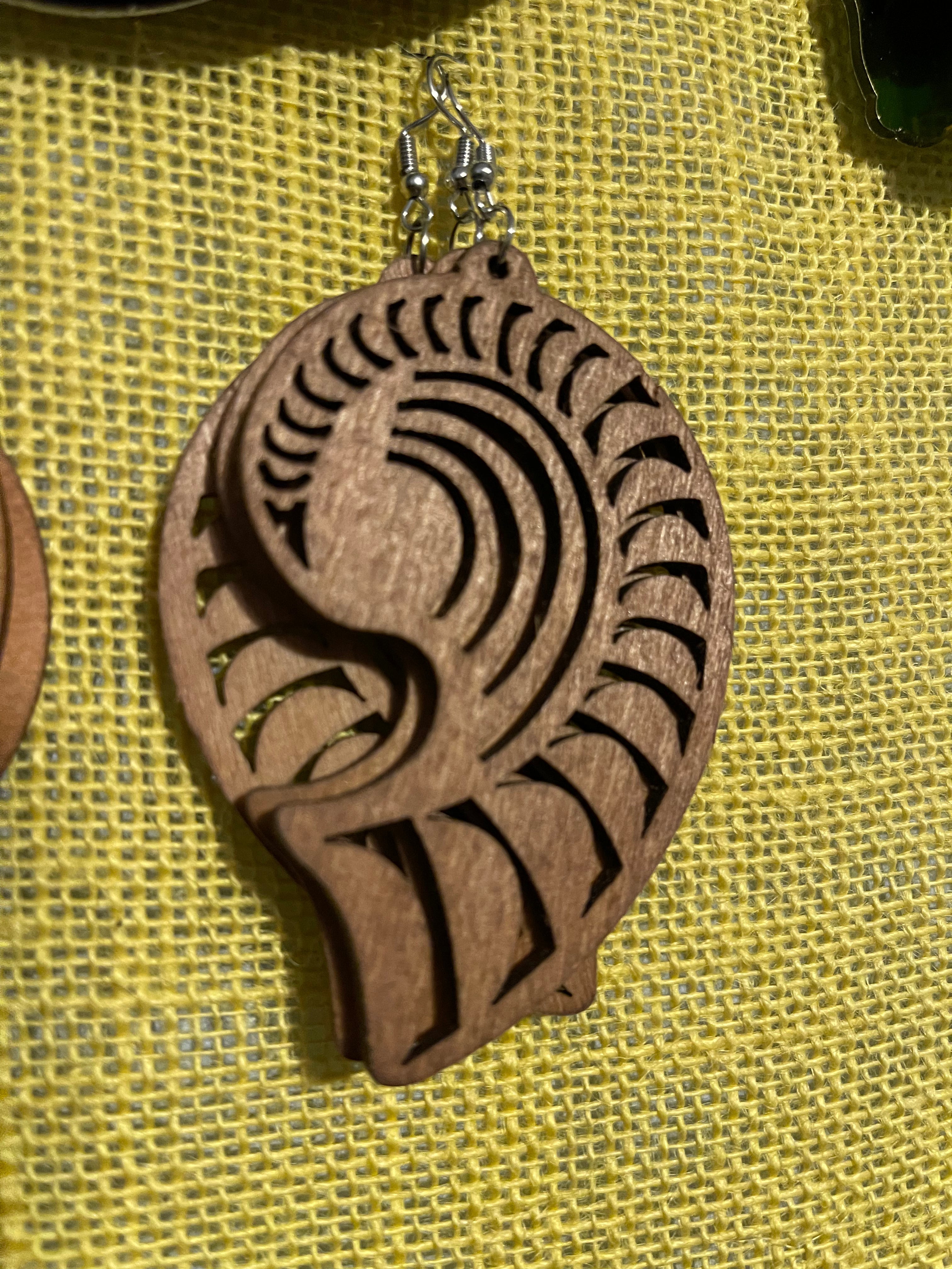 Spiral cutout earrings - wood