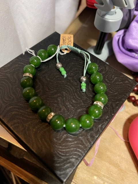 Jade Meditation Healing Protection Spiritual bracelet (10mm)