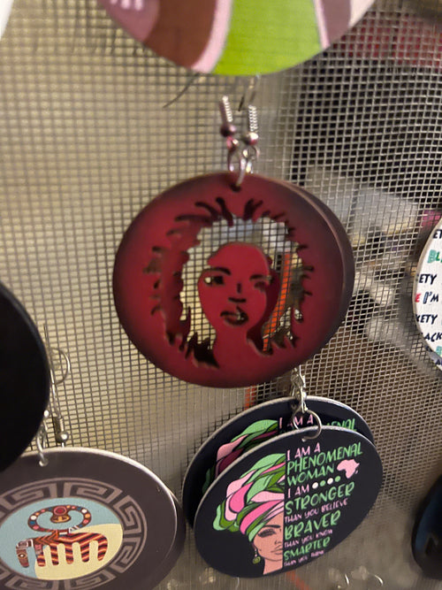 Natural Woman outline (Wood)