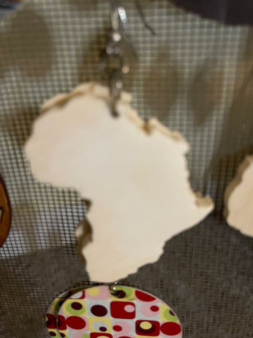 Africa Map #2 earrings (Wood)