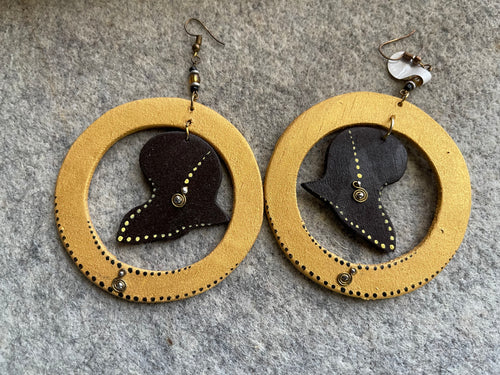 Africa map yellow bling earrings (Wood)