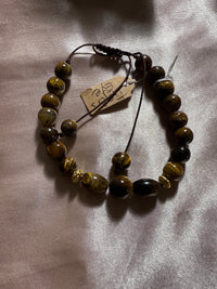 Tiger's Eye crystal bracelet w/charm