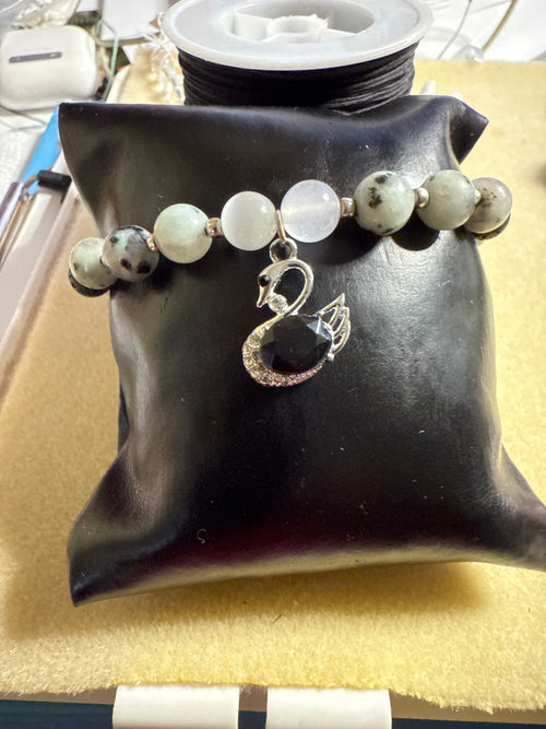 Kiwi Stone crystal bracelet w/swan charm