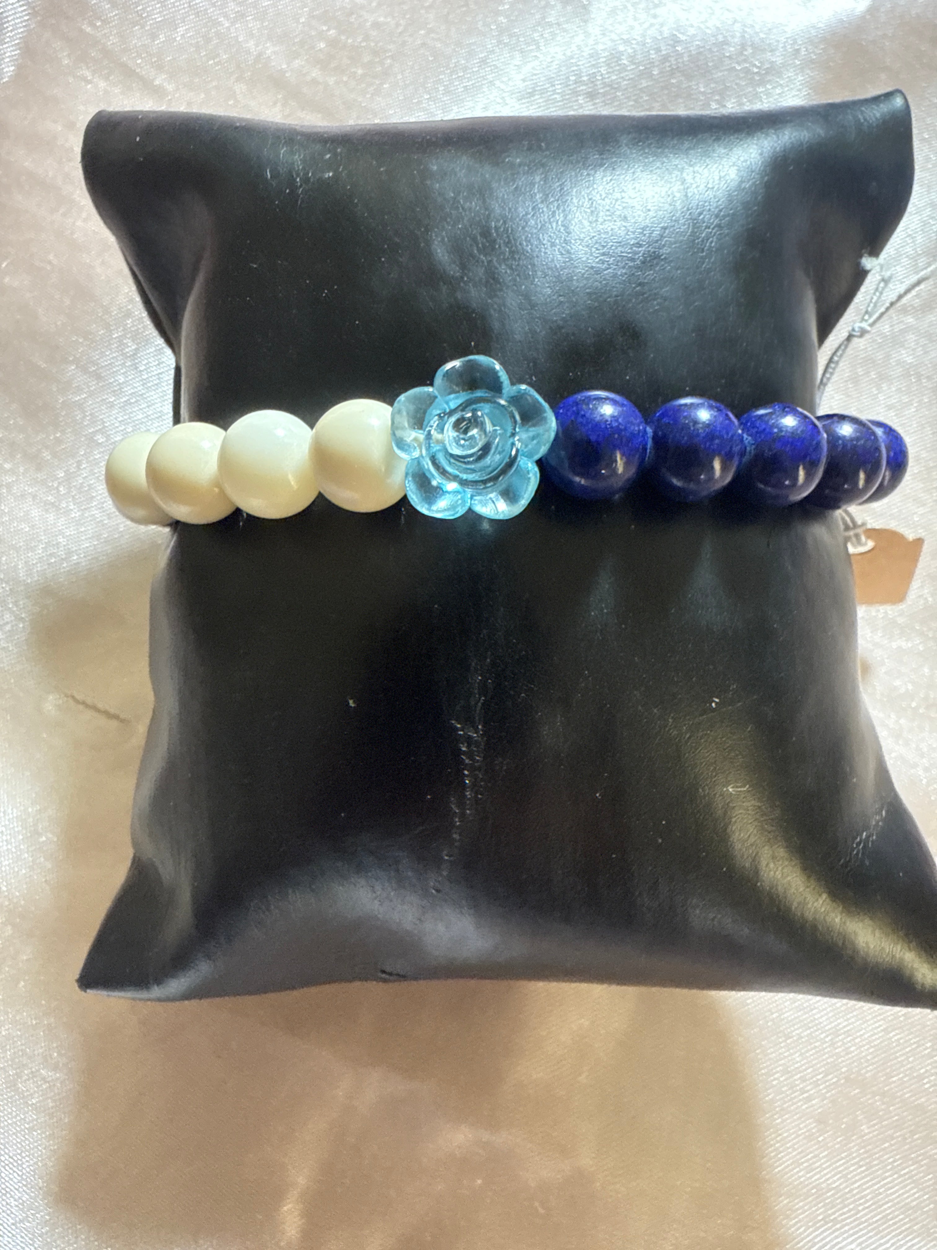 Lapis Lazuli w Vanilla jade crystal bracelet
