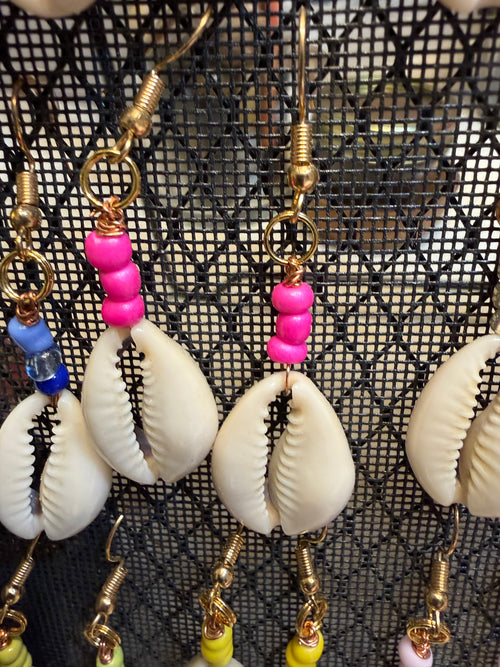 Cowry Shell earrings w/beads
