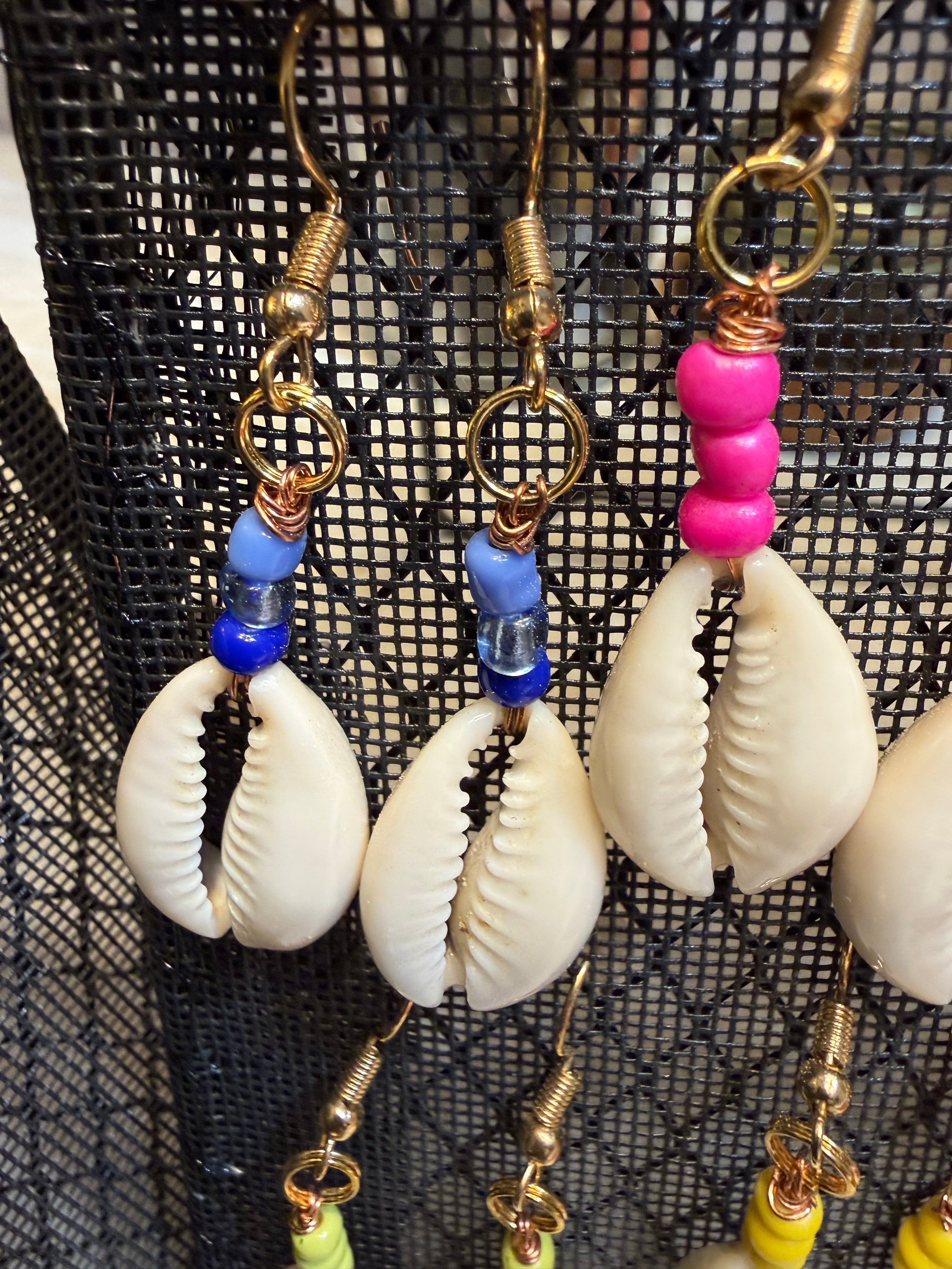 Cowry Shell earrings w/beads
