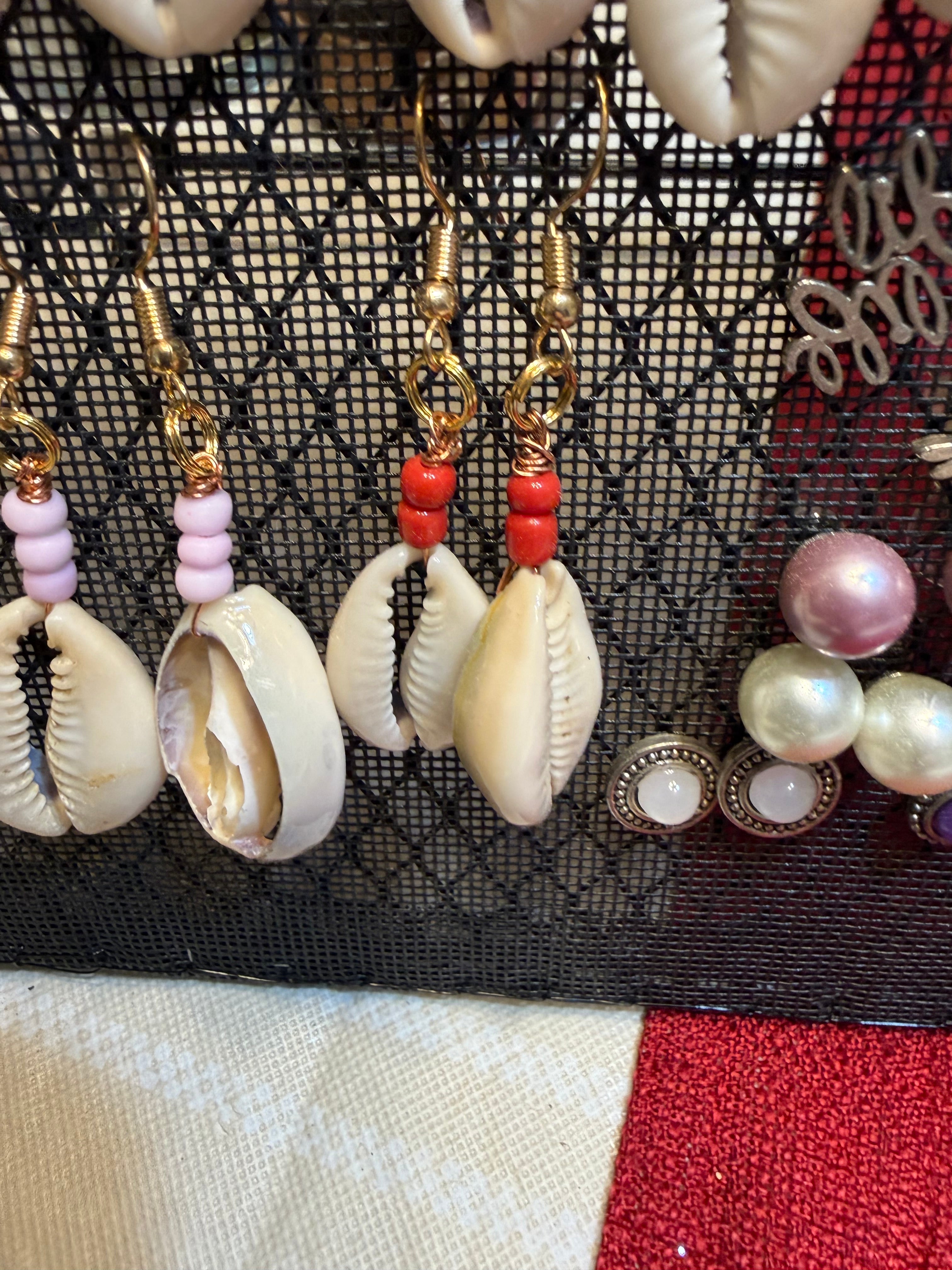 Cowry Shell earrings w/beads